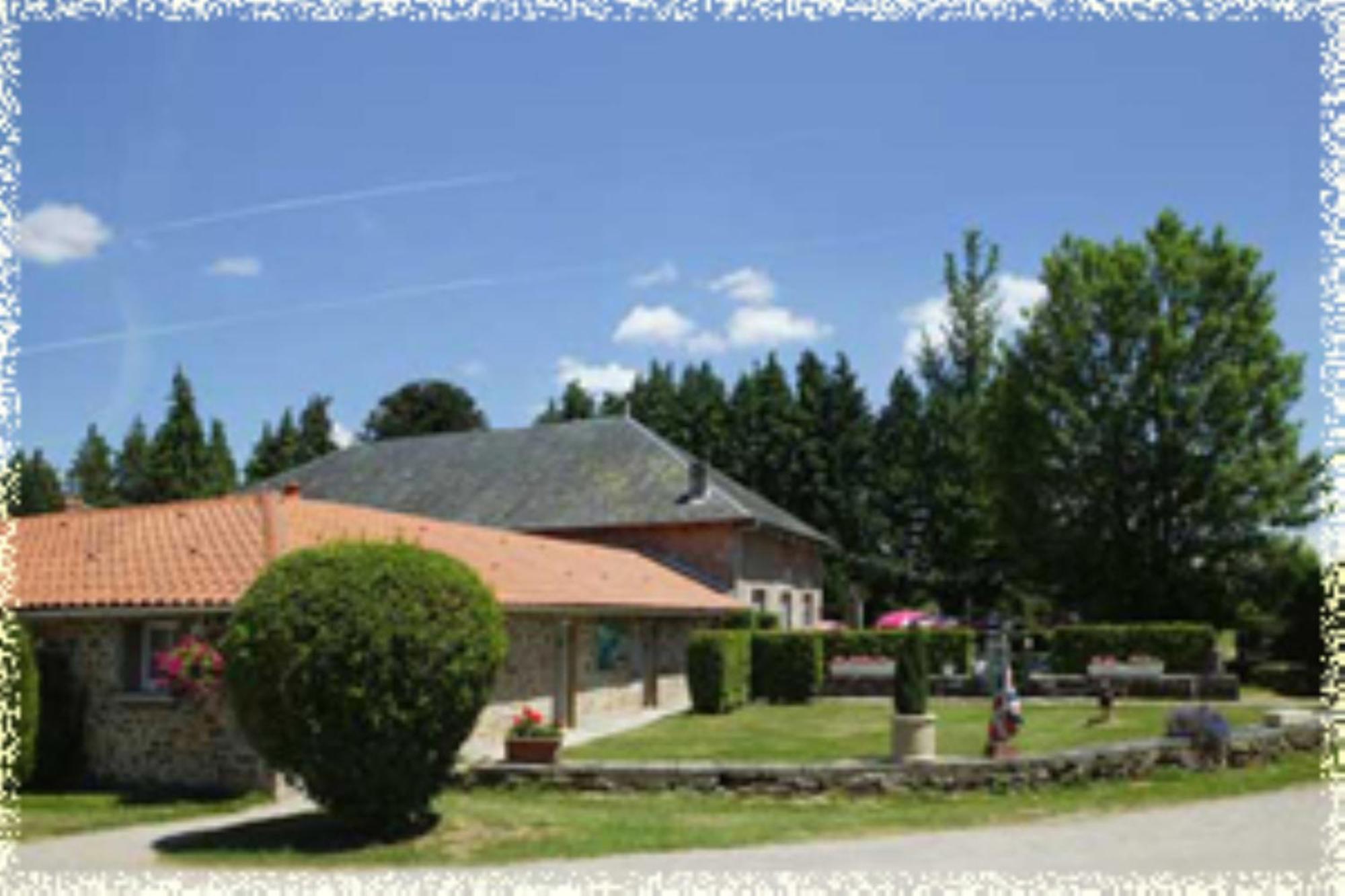 Bonnac-la-Côte Hotellerie De Plein Air Camping Leychoisier מראה חיצוני תמונה